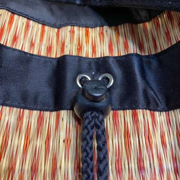 Baskets of Cambodia, woven purse - Picture 7 of 9